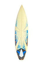 Load image into Gallery viewer, Monarch surfboard 5&#39;8&quot;