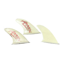 Load image into Gallery viewer, used surfboard fins by Pearson Arrow